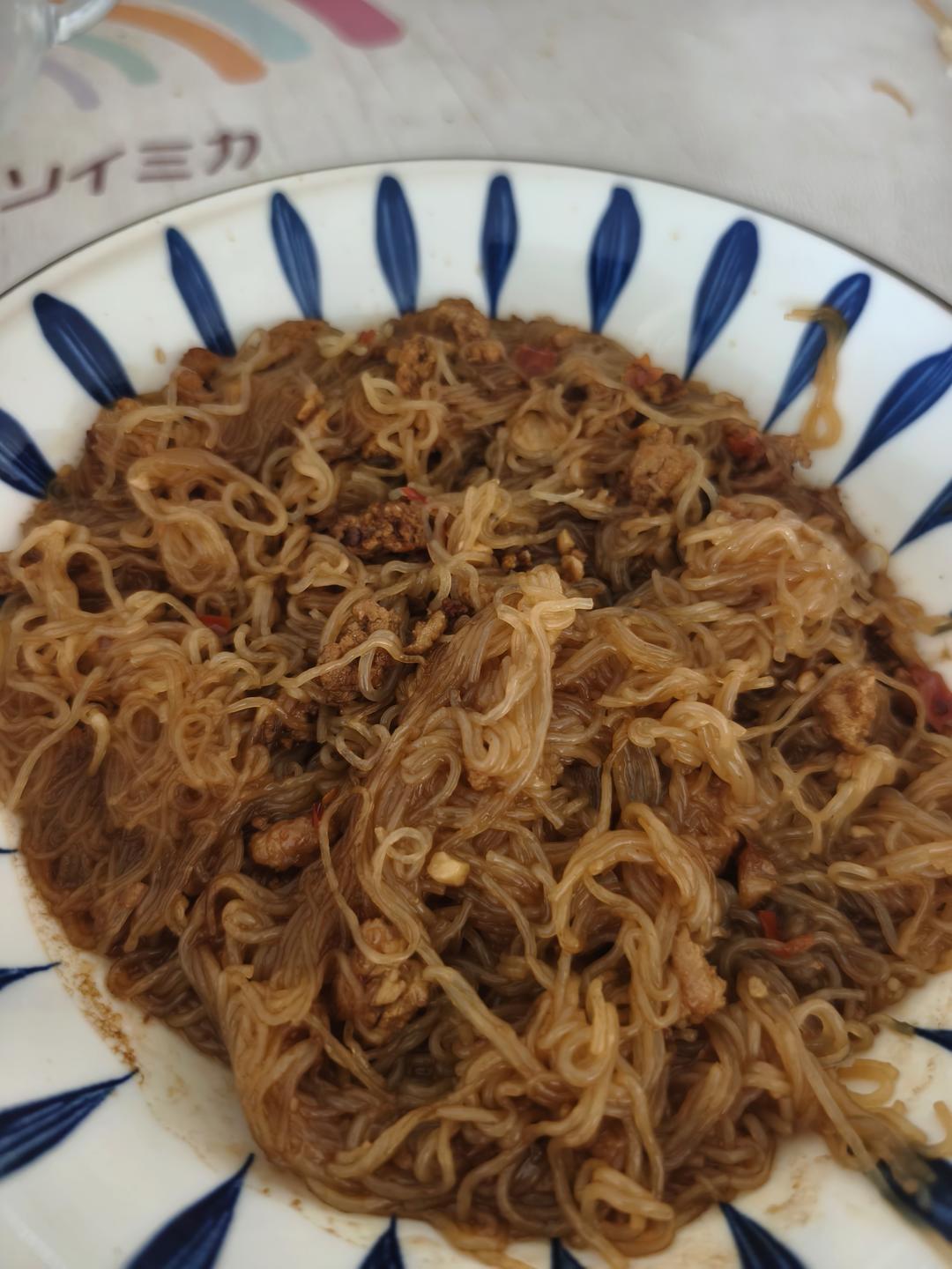 肉末粉丝煲（蚂蚁上树，干捞粉丝煲）