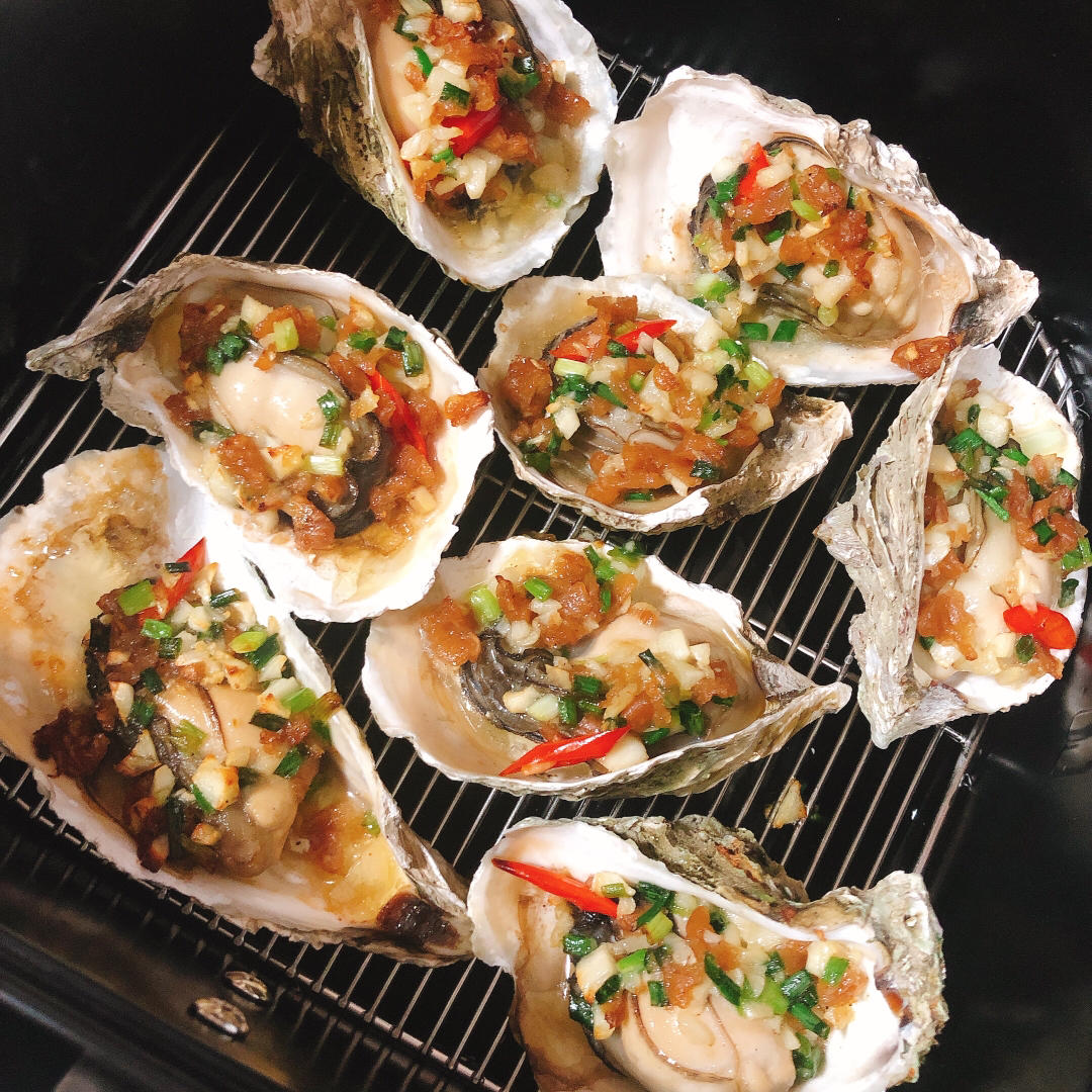 丢脸到家的吴白痴做的蒜蓉烤生蚝(空气炸锅版)