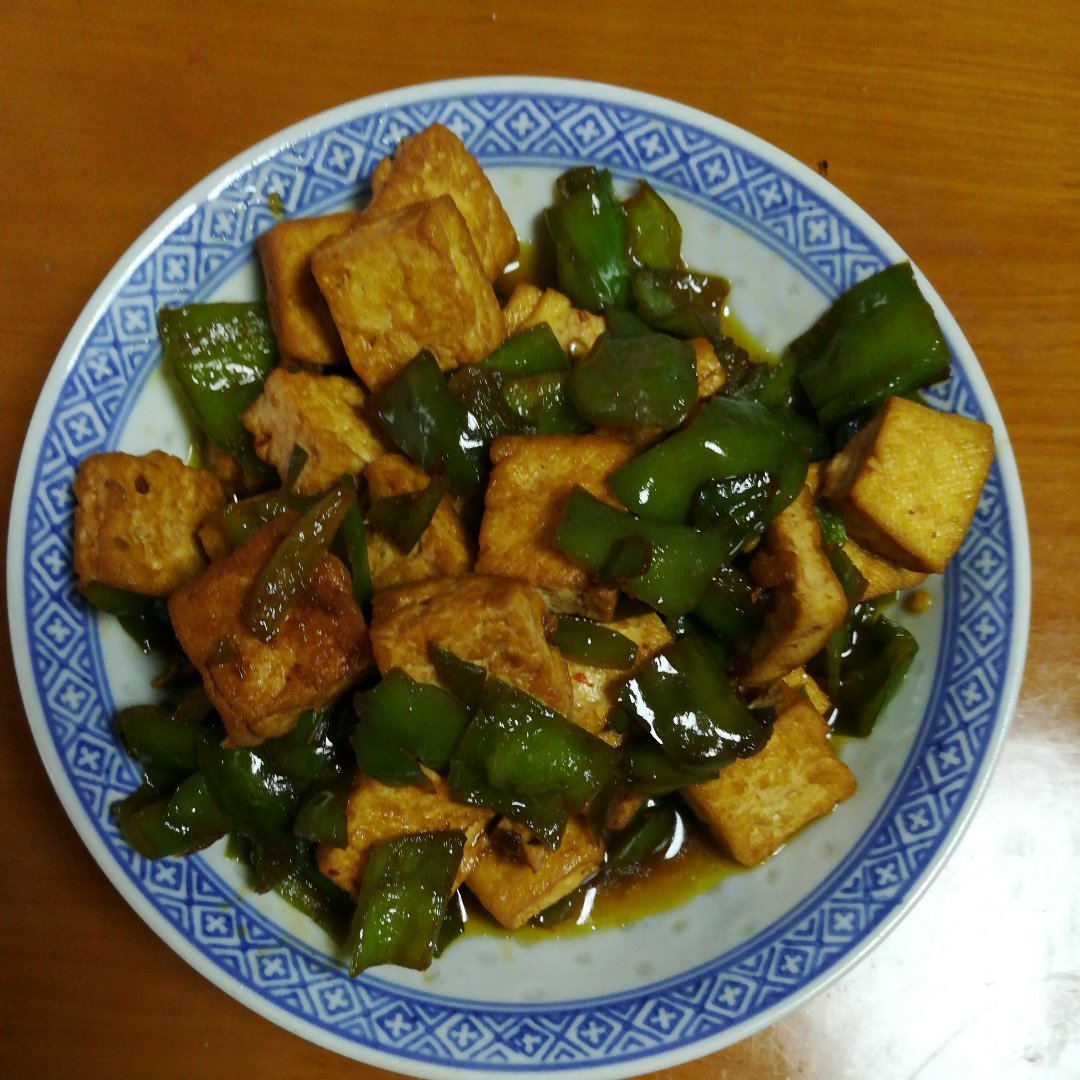 简单下饭菜---辣椒豆腐