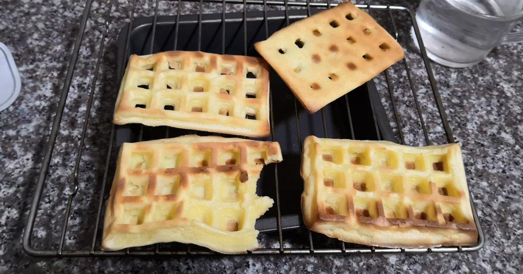 华夫饼硅胶模具烤箱版(一人份、详细图解、玉米油、无泡打粉、海氏40L烤箱)