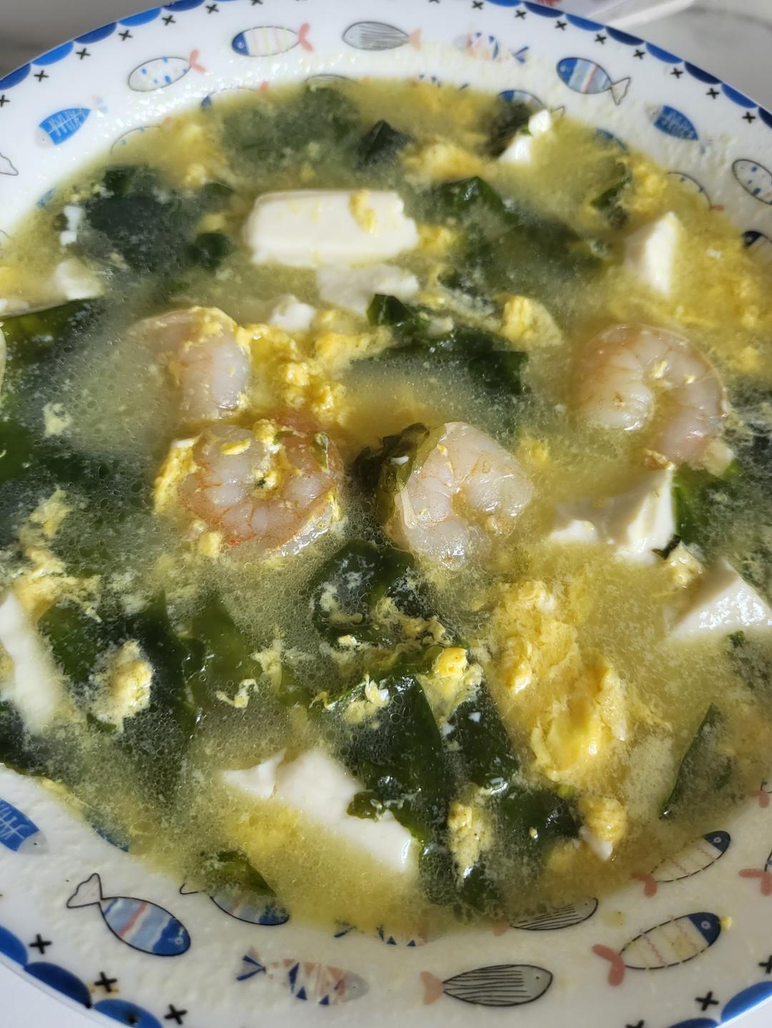 孩子增高汤 | 虾仁豆腐裙带菜汤