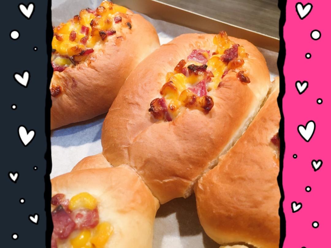 玉米火腿沙拉面包