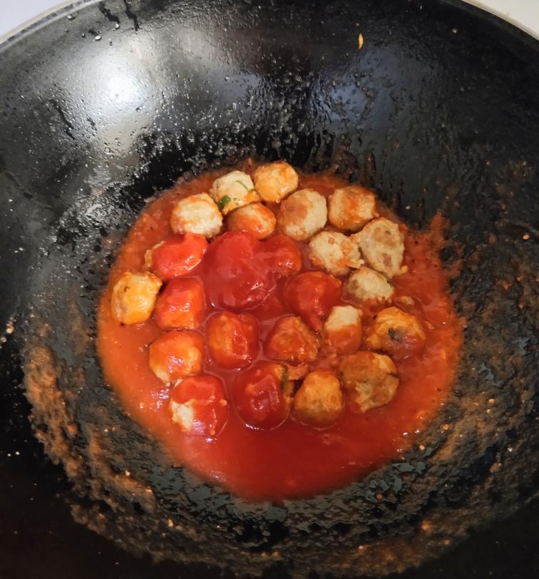 给小朋友的茄汁小肉丸的做法 步骤8