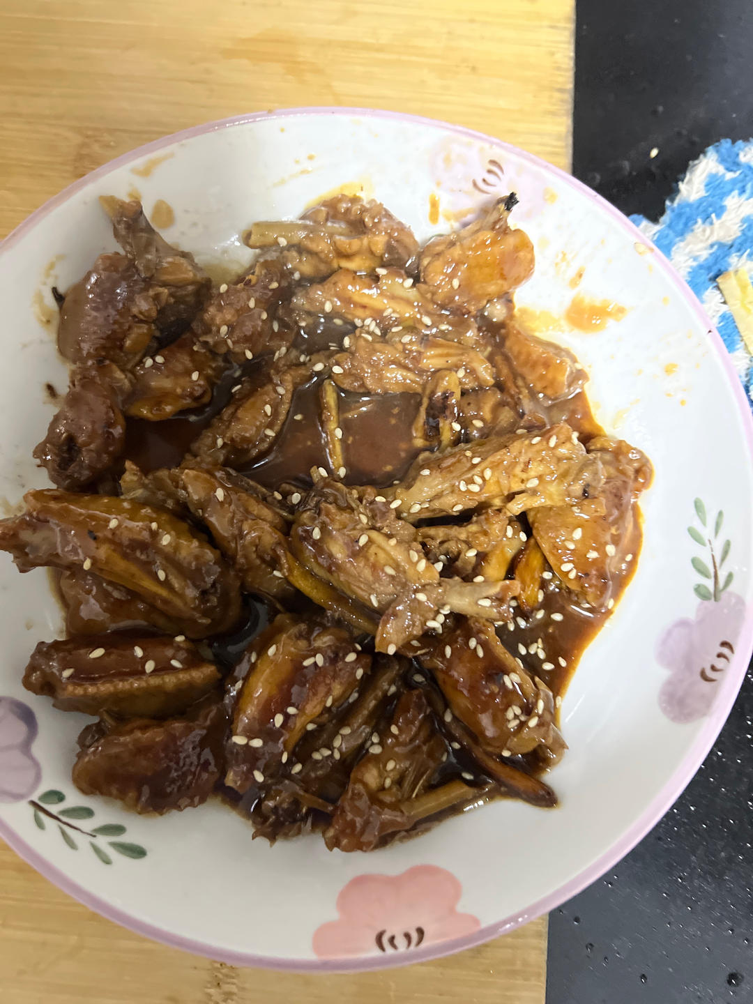 妈妈家的味道，吃了停不下来的红烧鸡翅