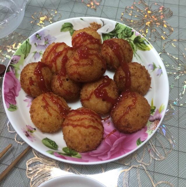 脆皮土豆芝士球