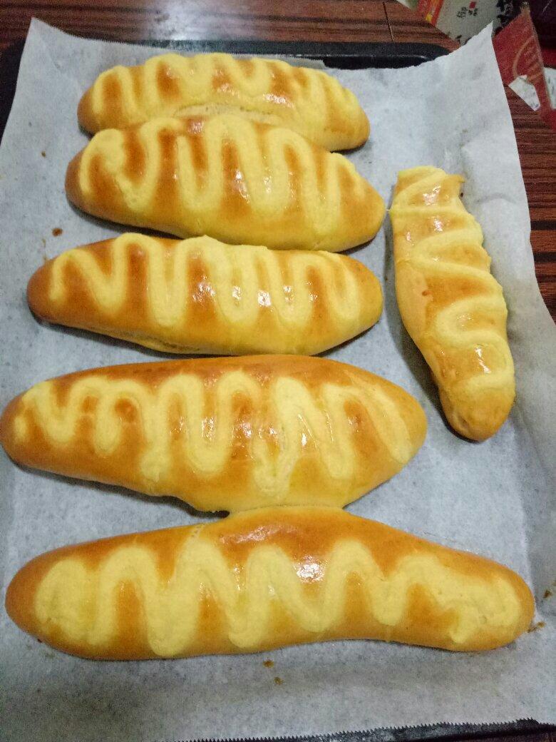 毛毛虫面包