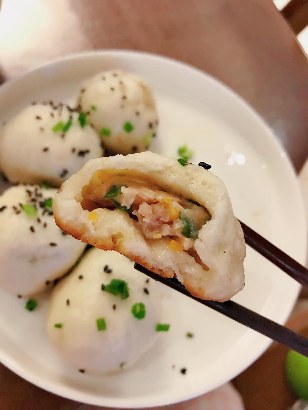 sarina沫做的传统半发面脆底生煎包