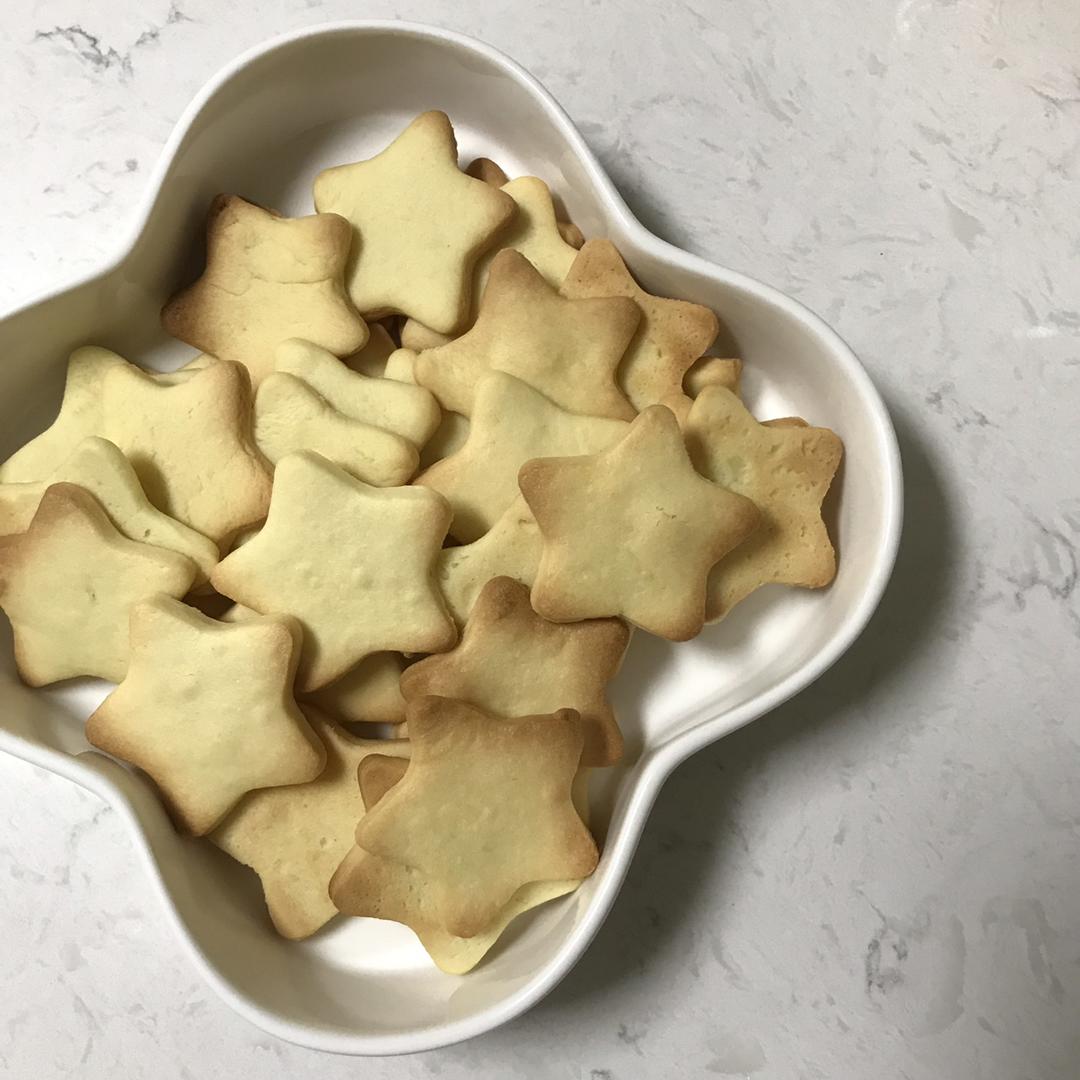 超简单！好吃又平整的糖霜饼干底的做法（附贴心小提示哦）