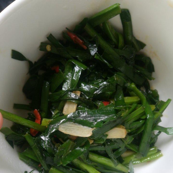 素炒韭菜