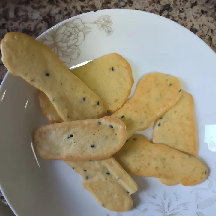 宝宝辅食：山药蛋黄手指饼干🔥小黄心里软