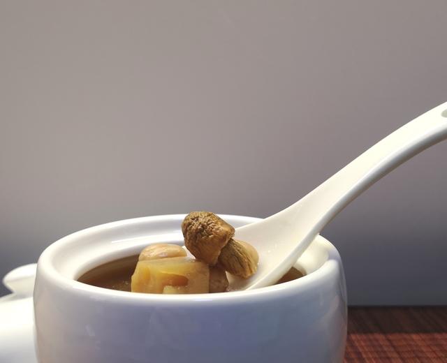 姫松茸莲藕汤的做法