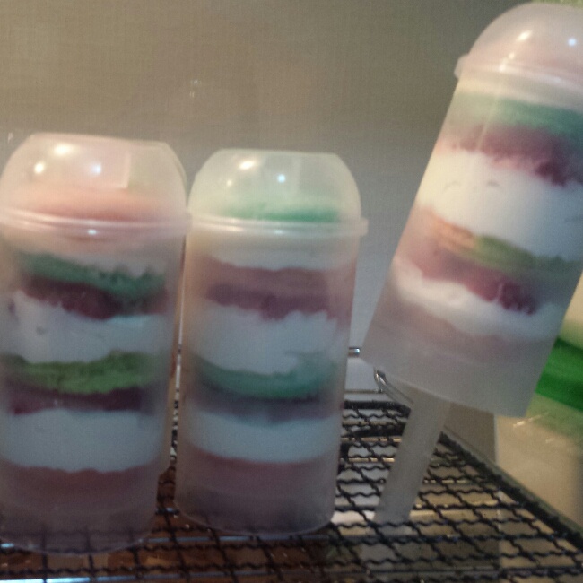 彩虹推推乐蛋糕PUSH CAKE