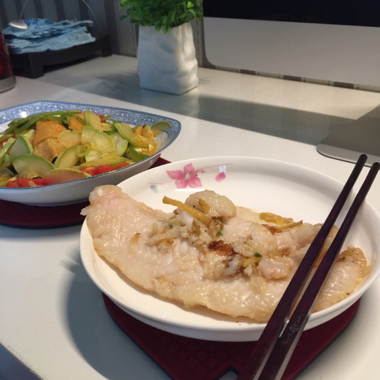 当我在减肥时我在吃什么（麦吉减肥法+和潇洒姐塑身100天）