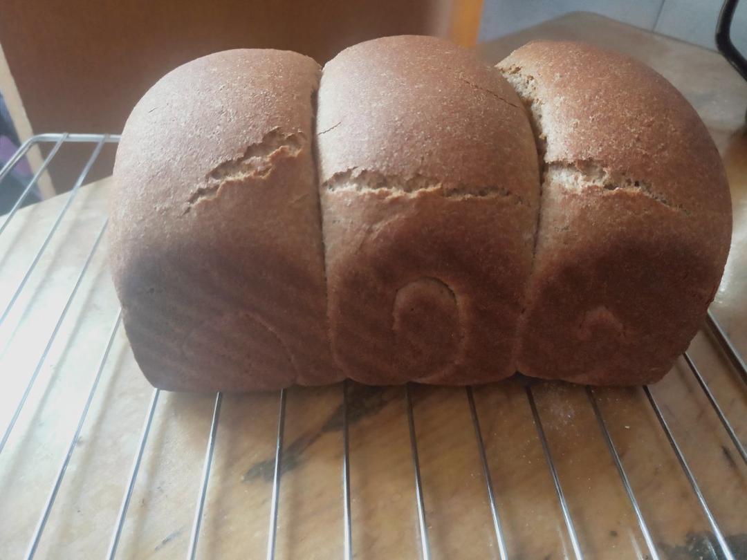 全麦黑麦吐司 100%全麦+10%黑麦