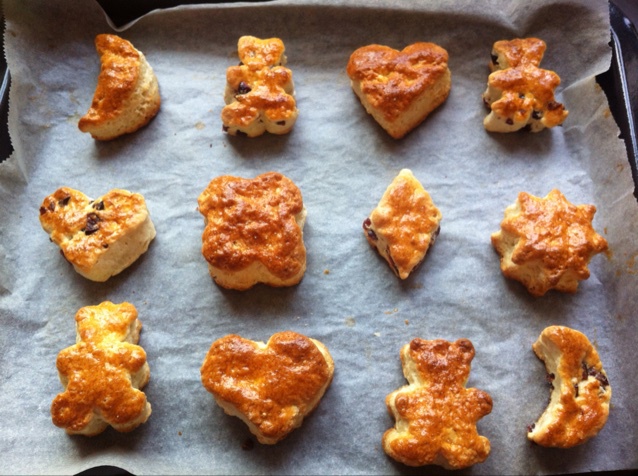 极简奶油松饼/Cream Biscuits（scones）