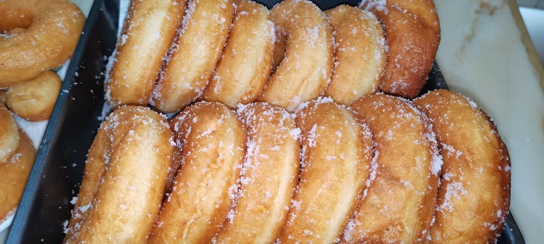 美式甜甜圈