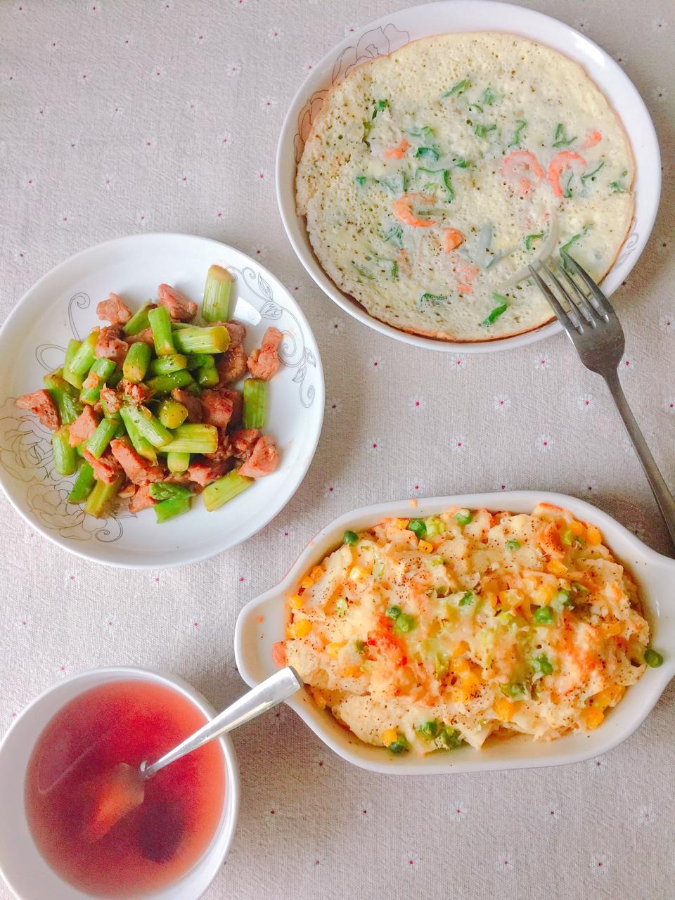 每天，叫醒我的是早餐