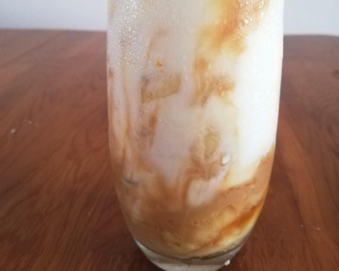 咖啡香蕉脏脏酸奶