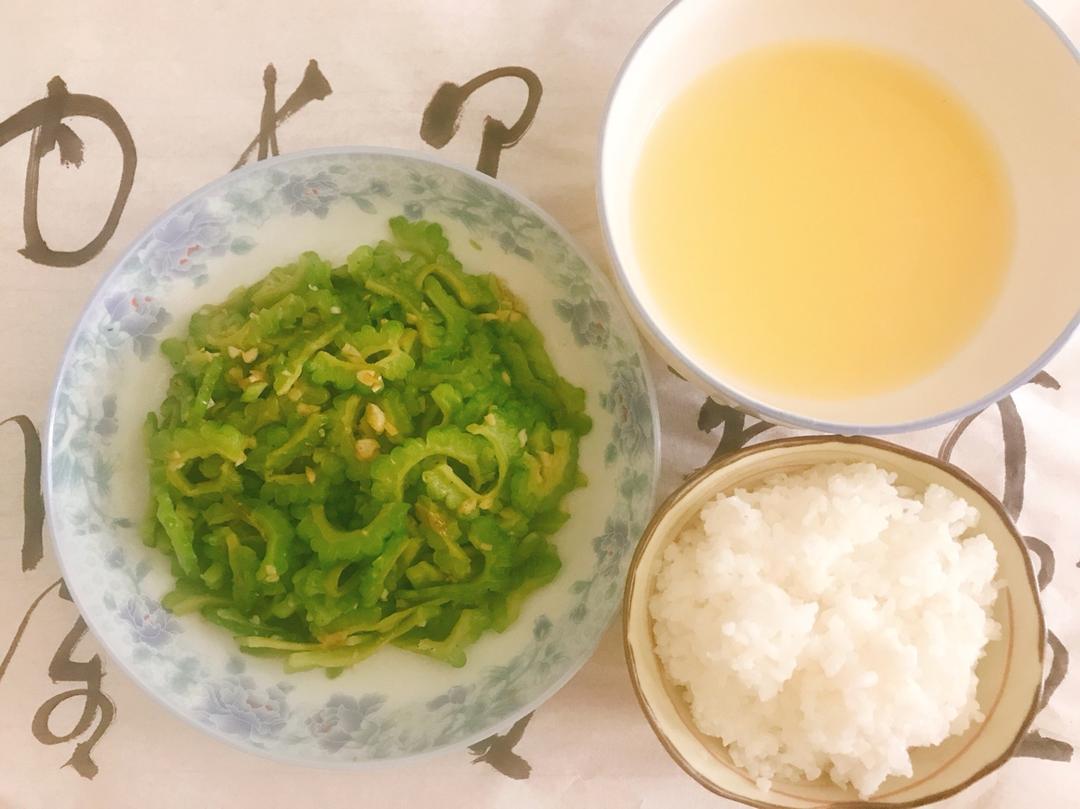 清炒苦瓜
