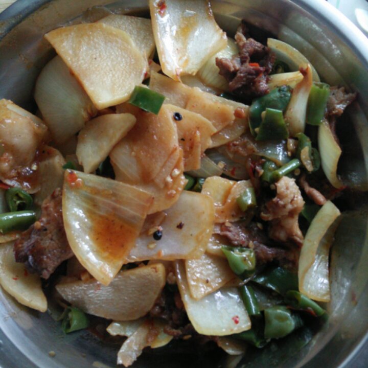 肉炒洋葱土豆