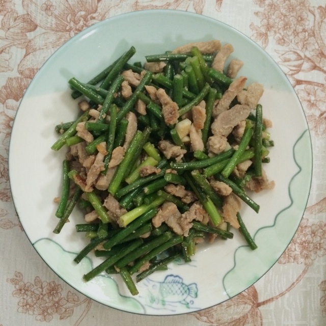 蒜苔炒肉