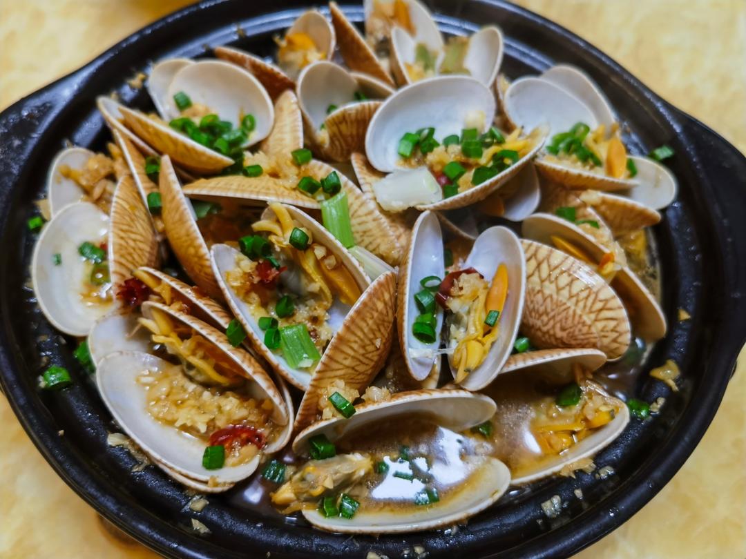 砂锅花甲粉丝煲