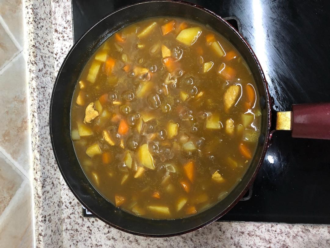 咖喱鸡肉饭