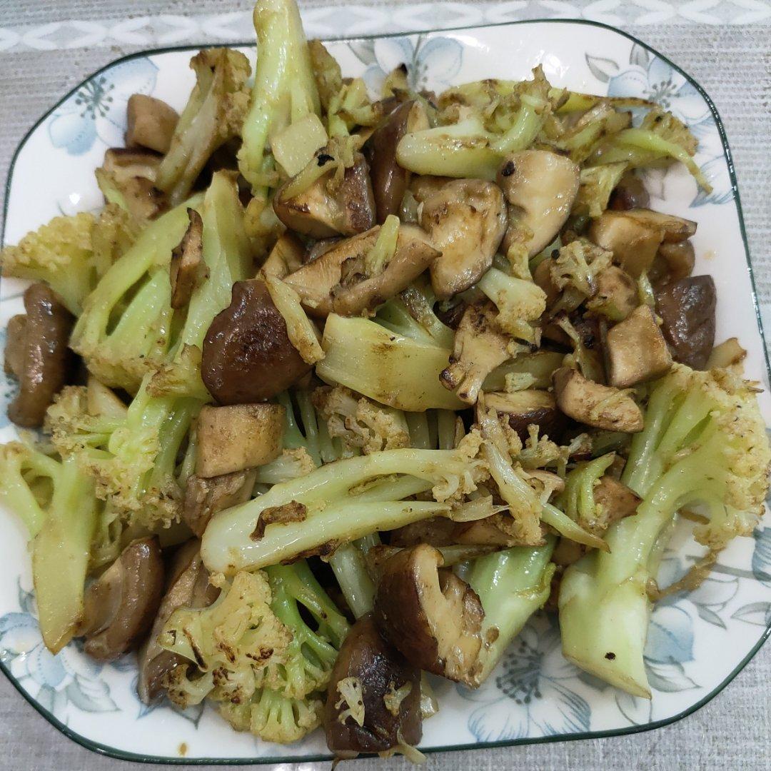 当花菜邂逅蘑菇