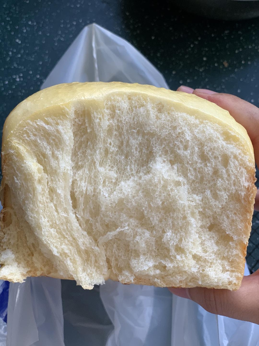 纯奶手撕吐司的做法 步骤1