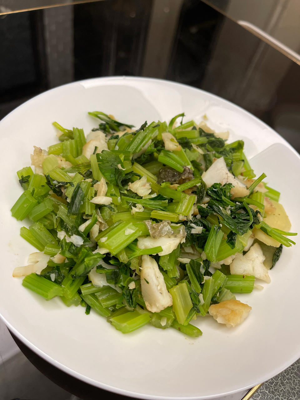 【健康三餐】鱼肉末炒西芹