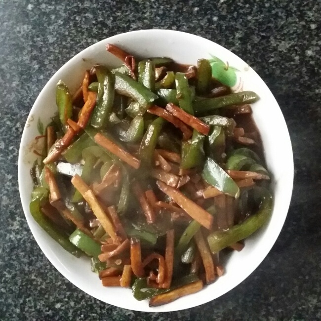 青椒素炒杏鲍菇