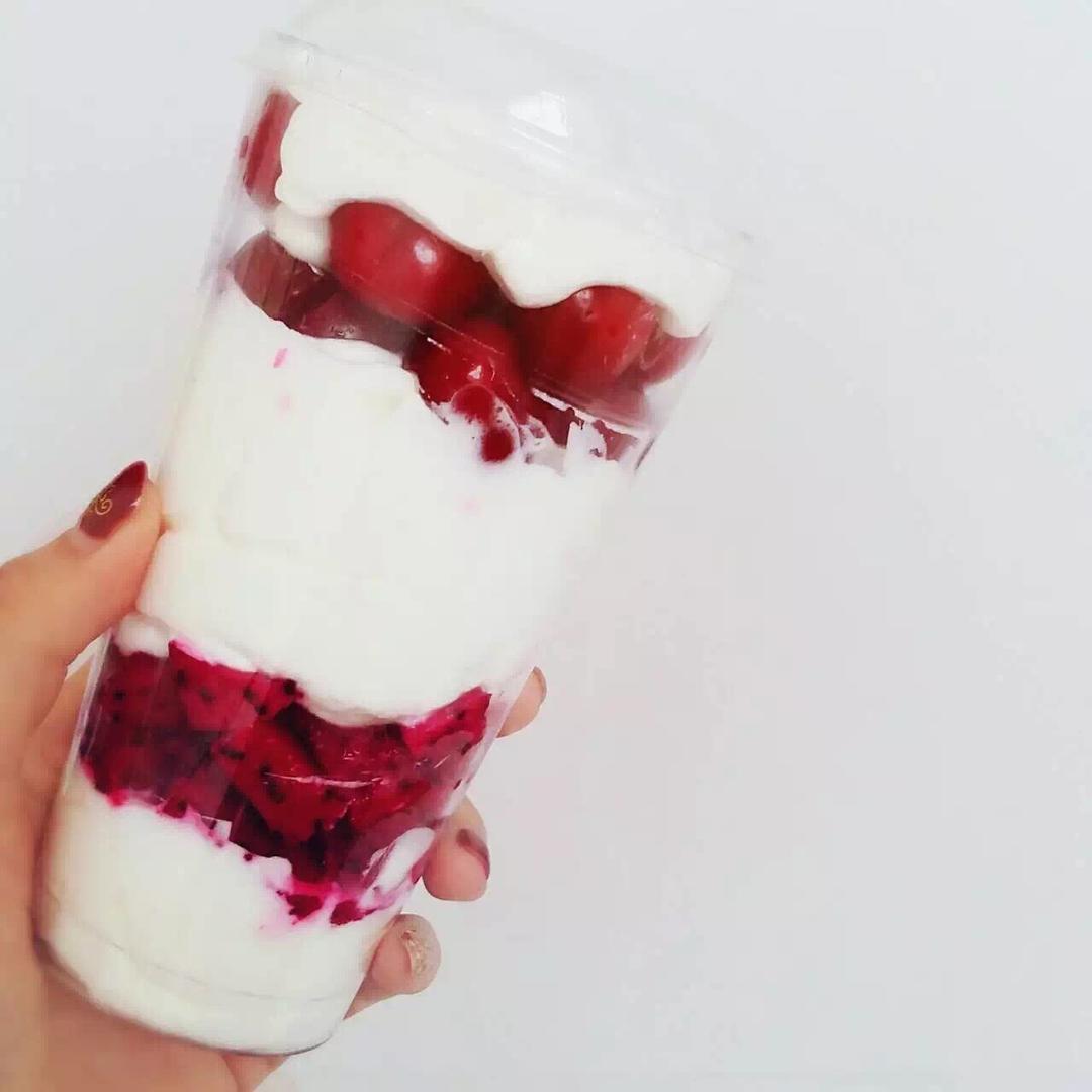 奶油水果杯（消耗淡奶油和吃货最爱）