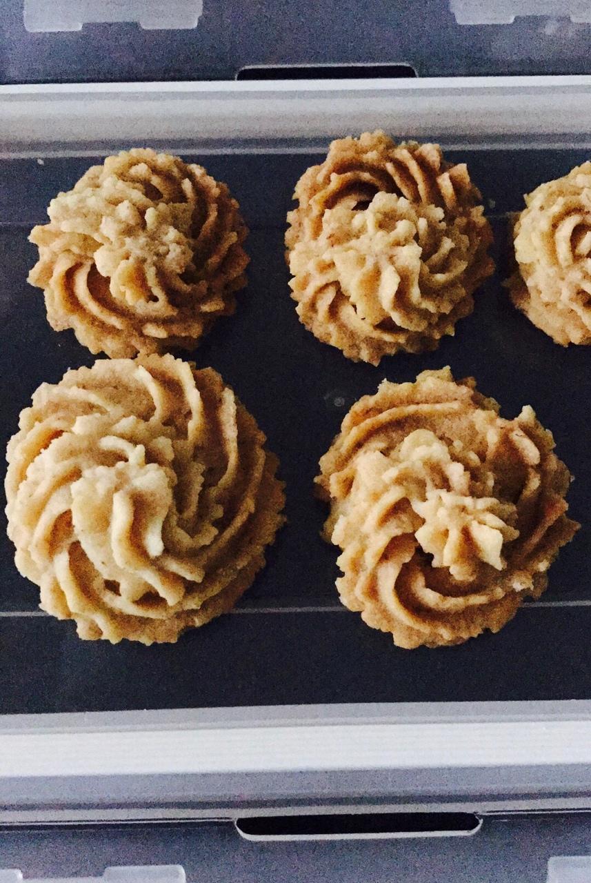 酥到掉渣的网红曲奇 牛油小花 媲美珍妮曲奇