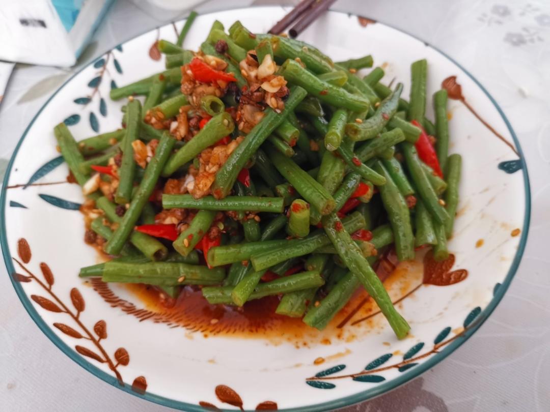 夏日爽口小拌菜～超级好吃的炝豇豆