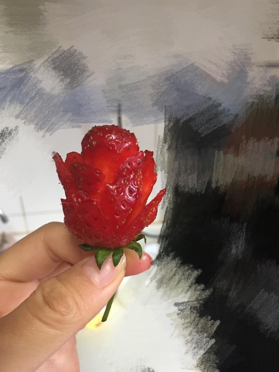 草莓玫瑰花——让草莓一分钟变玫瑰