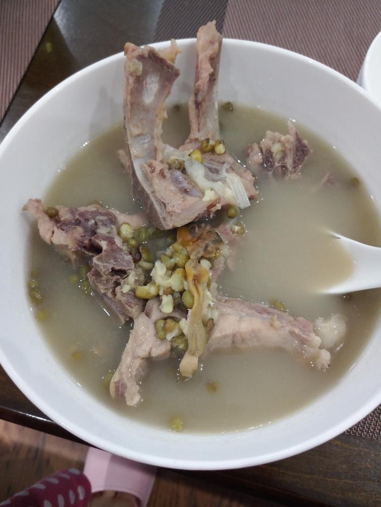 绿豆排骨汤