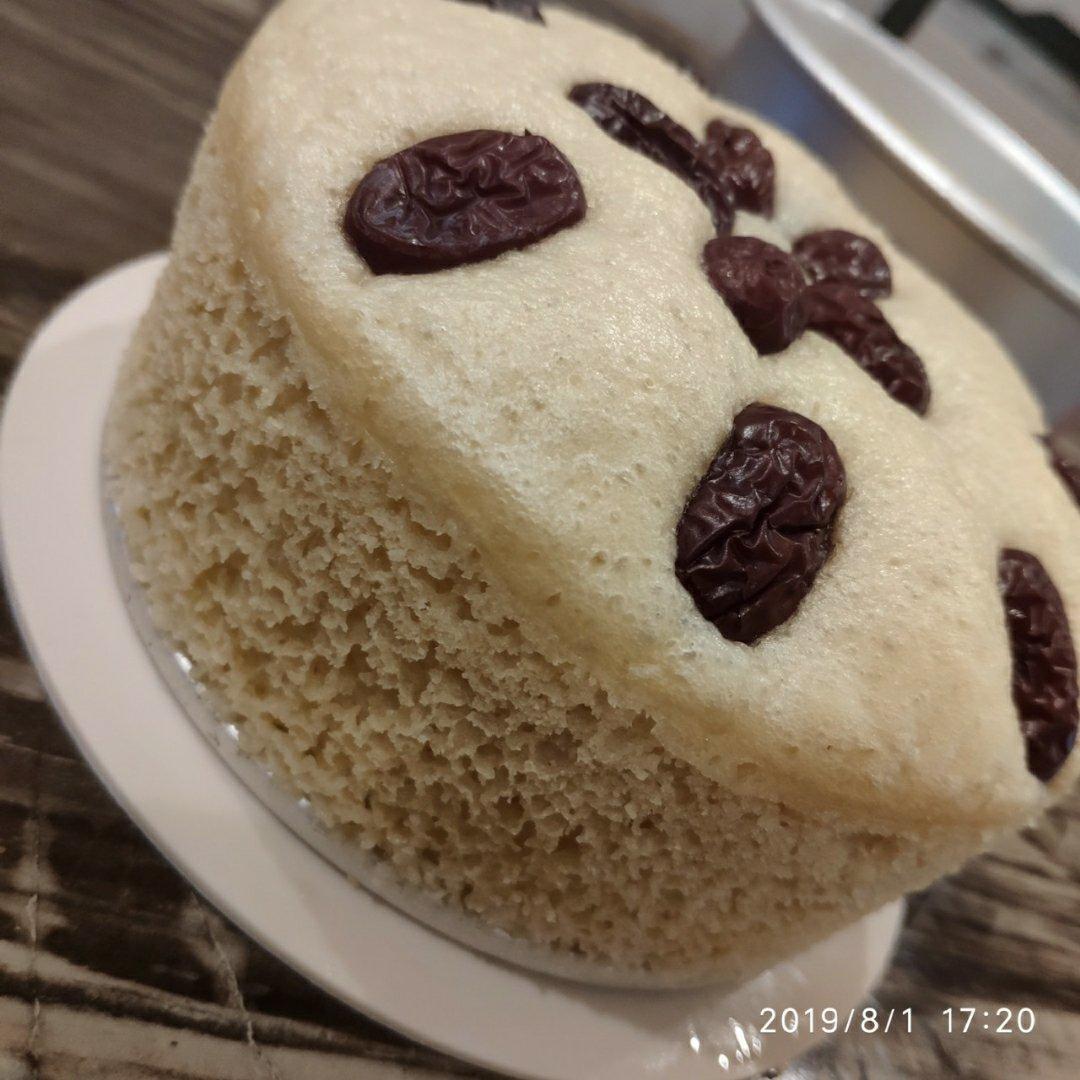 红枣红糖发糕：不塌不缩、组织均匀、手感软绵、口感Q弹