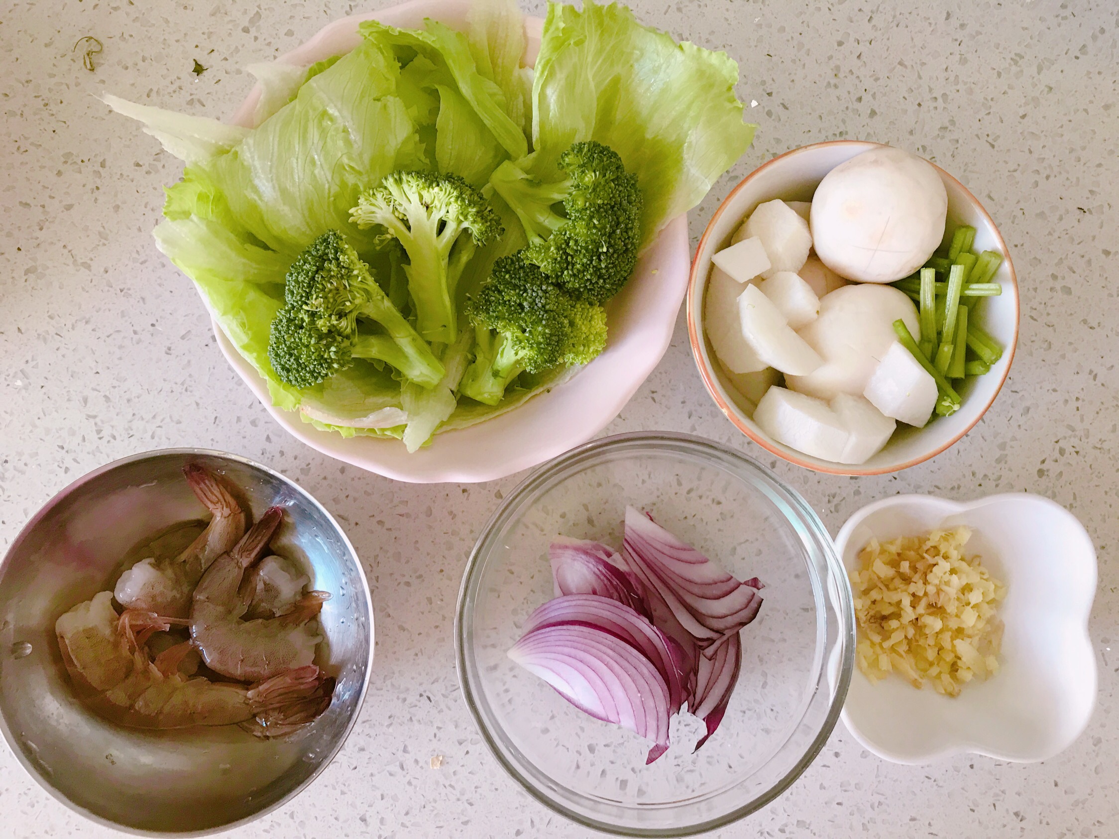 冬阴功汤炖菜的做法 步骤1