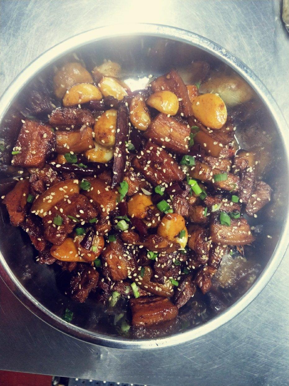 快手金蒜红烧肉