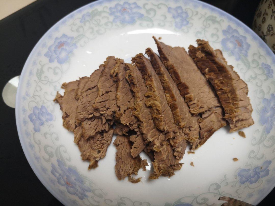 隔壁小孩馋哭了的卤牛肉
