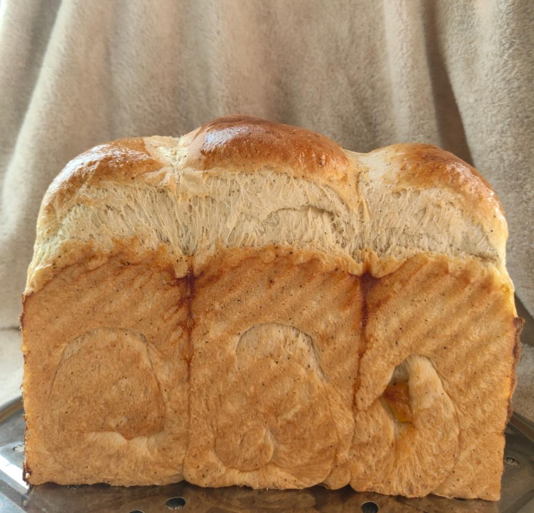 爆顶伯爵红茶蜜桃吐司