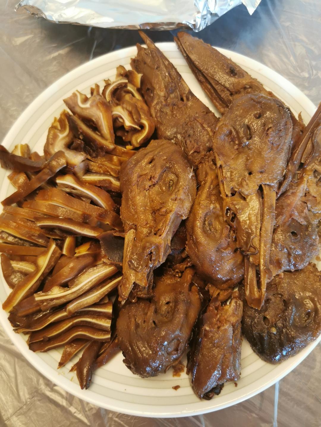 卤猪头肉