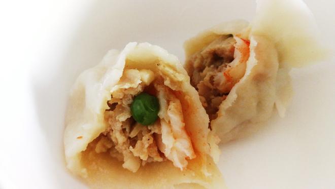 豌豆马蹄鲜虾猪肉馅饺子的做法