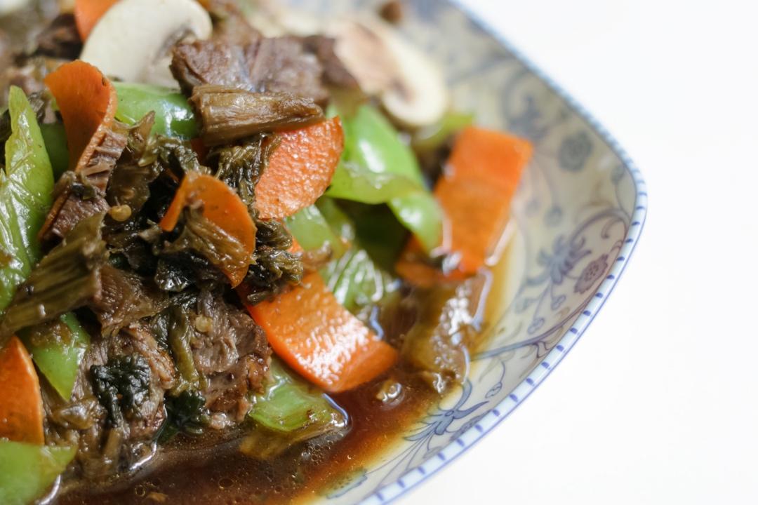 孜然牛肉炒青椒