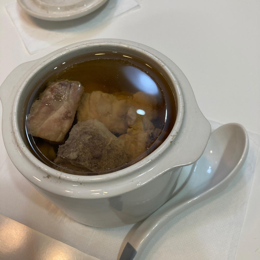 海底椰无花果排骨汤，防秋燥