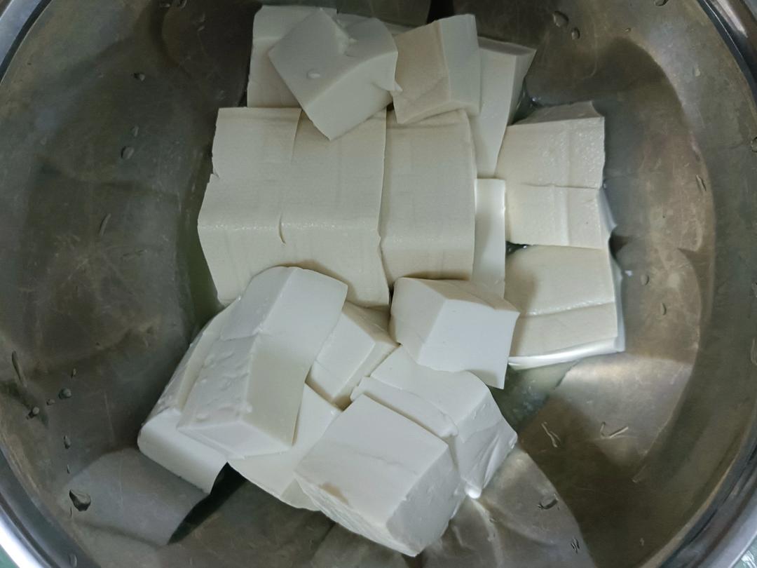 番茄虾滑豆腐煲【5-6月北鼎珐琅锅食谱】