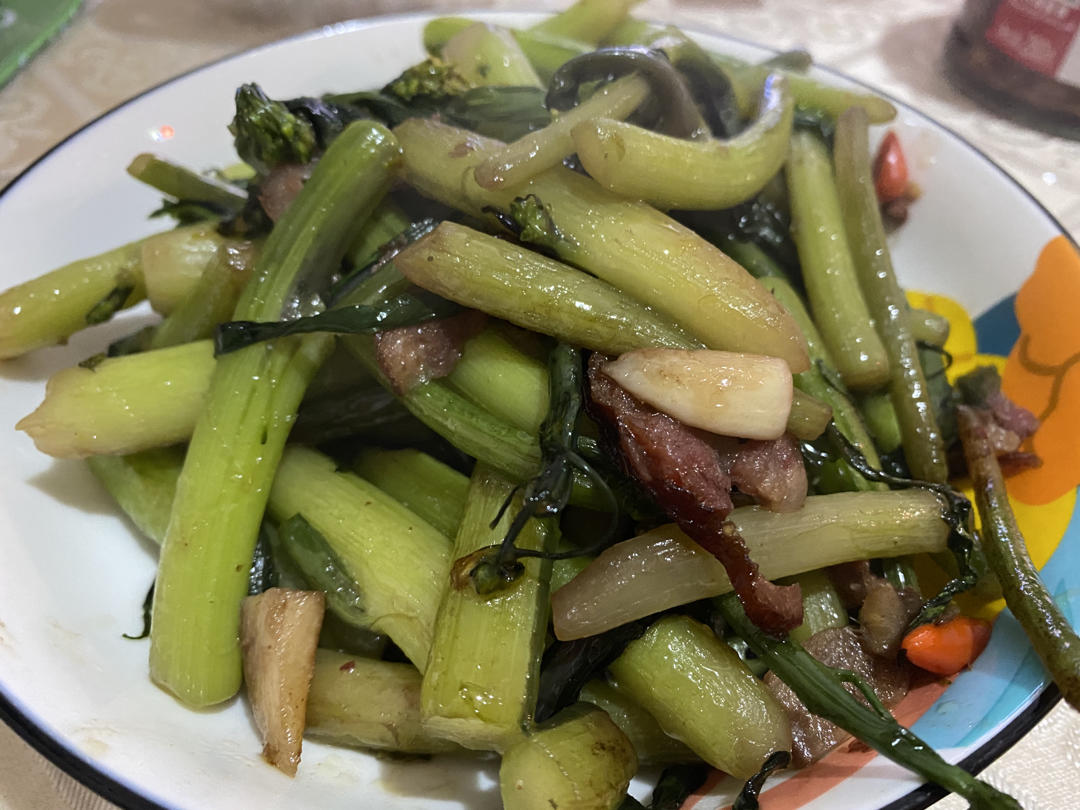 炝炒红菜苔