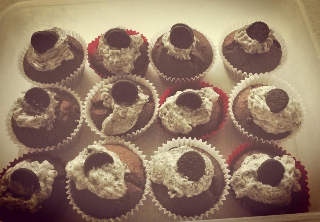 奥利奥杯子蛋糕 Oreo Cream Cupcakes