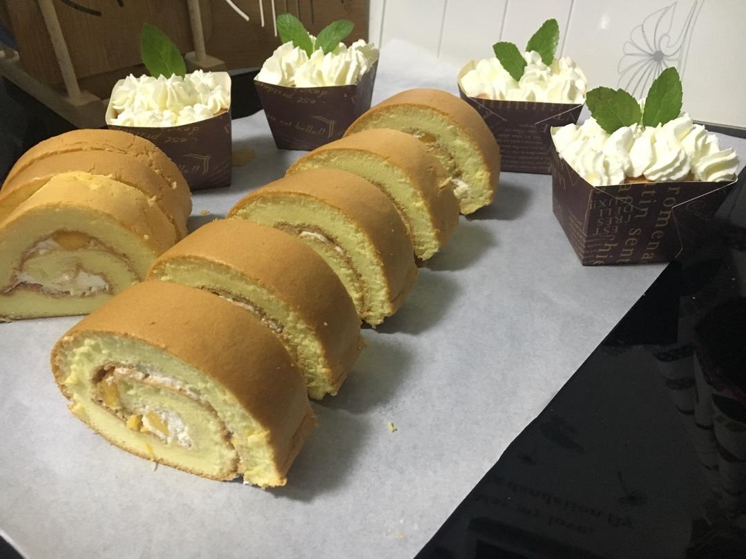 戚风奶油蛋糕卷