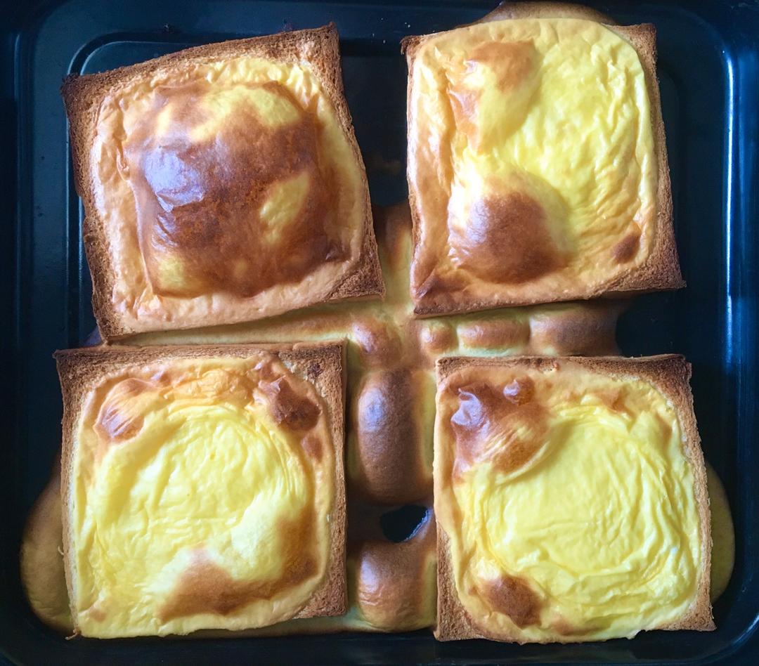 不吃会后悔的酸奶布丁烤吐司